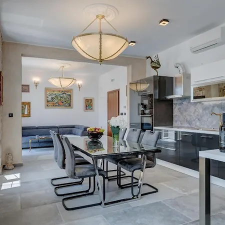 Apartment Grand Promenade - Tale Of The Sea Split
