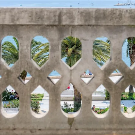 Grand Promenade - Tale Of The Sea Apartment Split